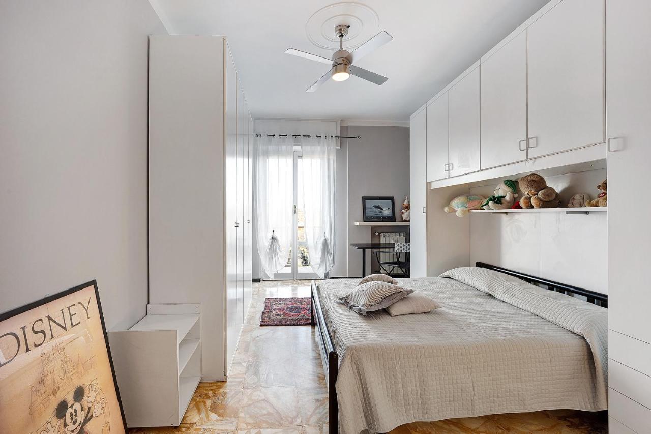 Casa Rose Di Mare Apartment Албенга Екстериор снимка