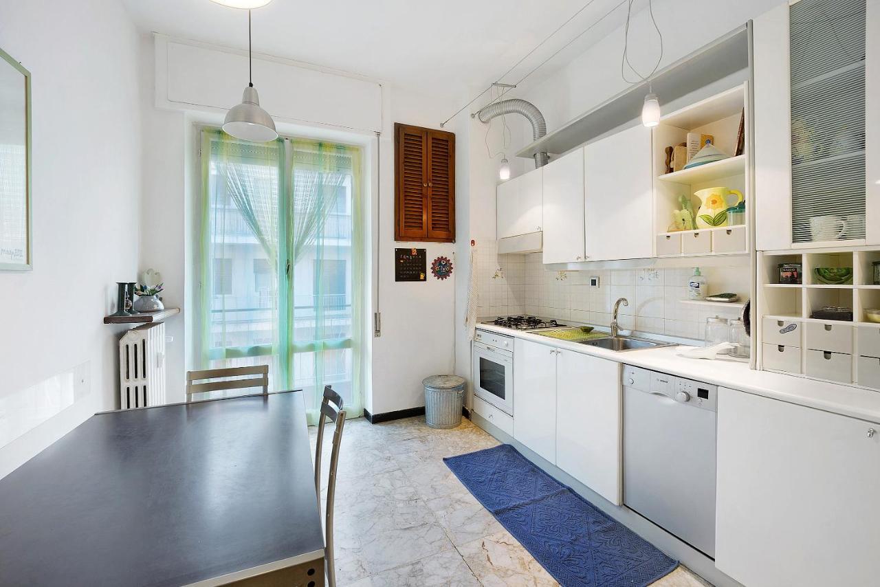 Casa Rose Di Mare Apartment Албенга Екстериор снимка